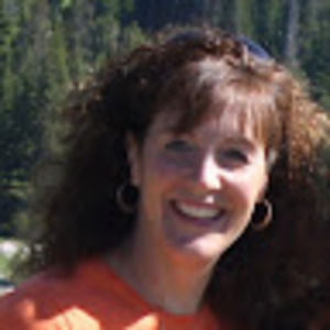 Meet your Posher, Traci